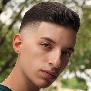 Meet your Posher, Gina